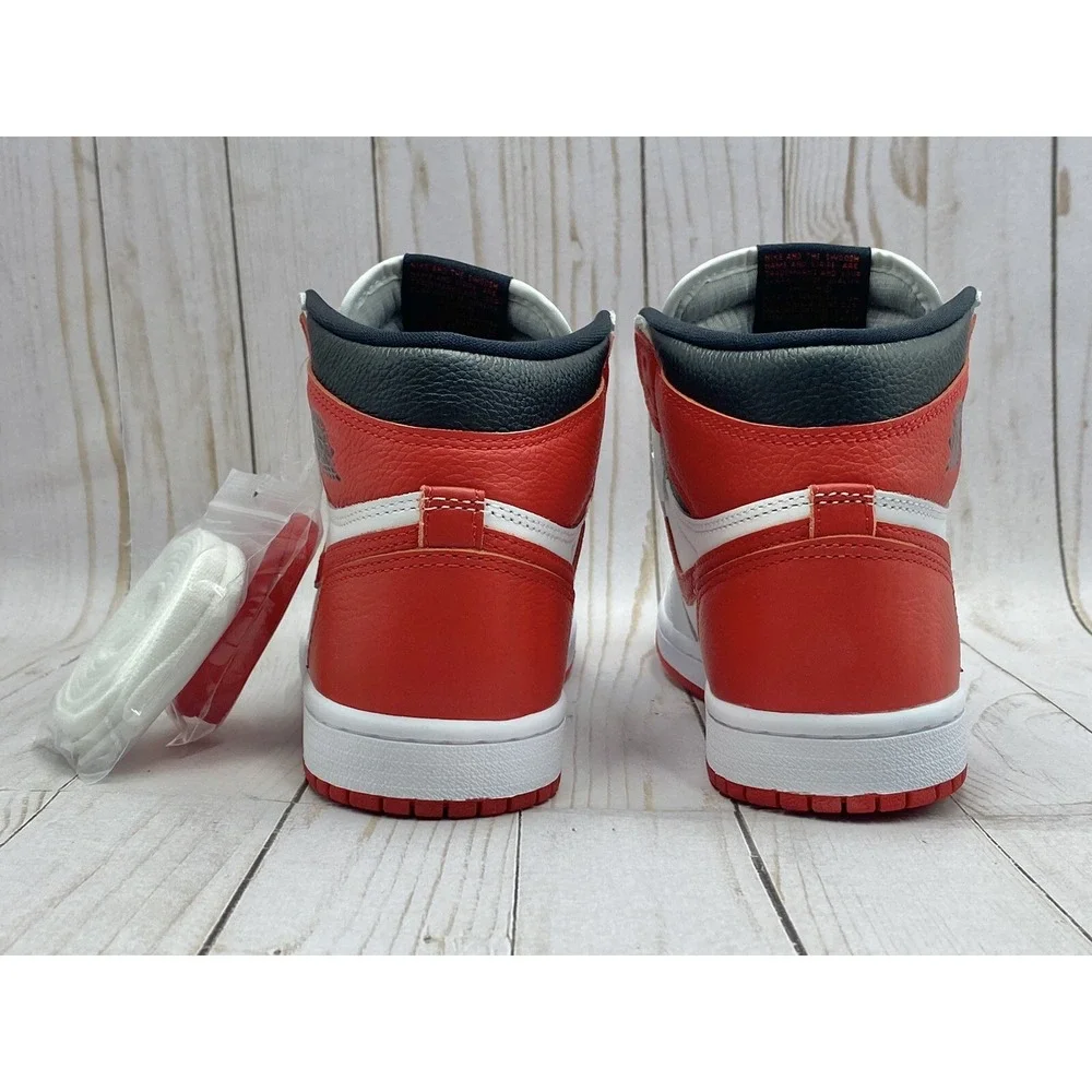 Nike Air Jordan 1 Retro High OG Heritage Size 5‎ 555088‑161